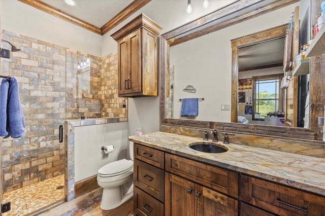 10641 County Road 632, Blue Ridge, TX 75424