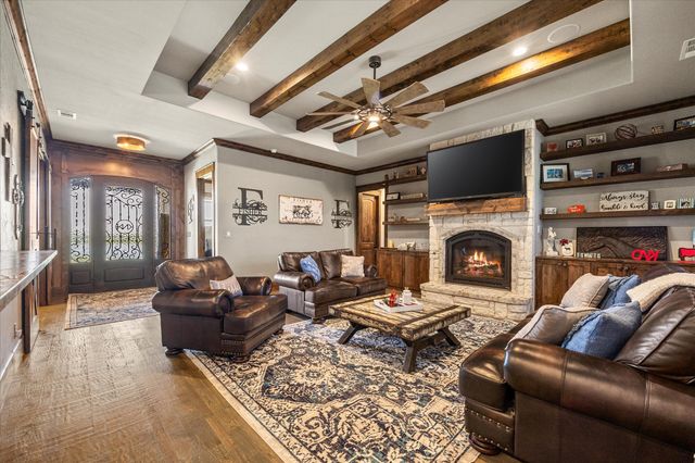 10641 County Road 632, Blue Ridge, TX 75424