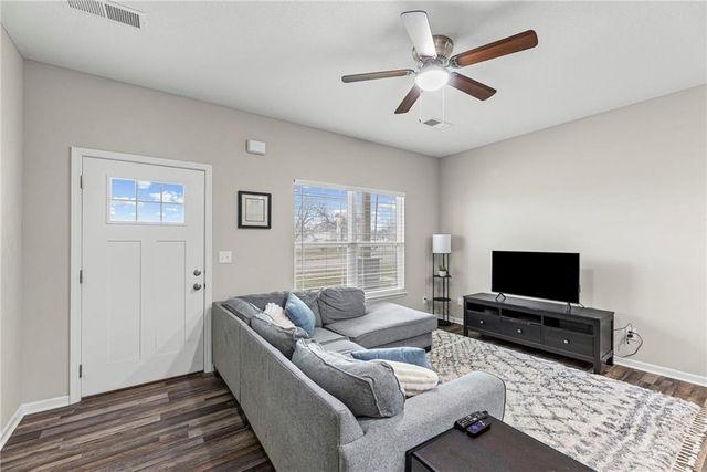 929 E Wilson Street, Ottawa, KS 66067