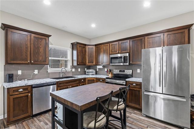 929 E Wilson Street, Ottawa, KS 66067