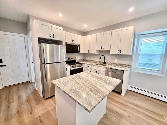 73 Vernon Street 3, Providence, RI 02903