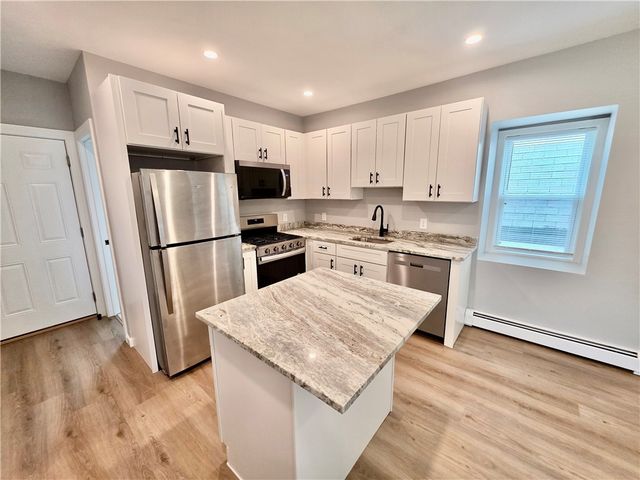 73 Vernon Street 3, Providence, RI 02903