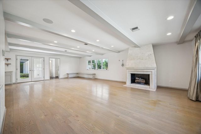 547 Three Corners Drive, Hunters Creek Village, TX 77024