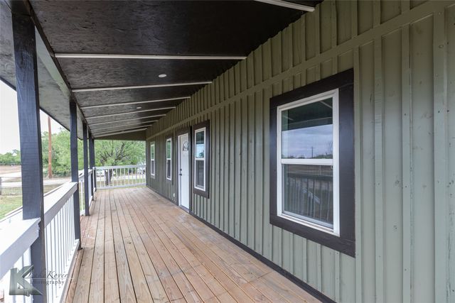 819 Avenue B, Hamlin, TX 79520