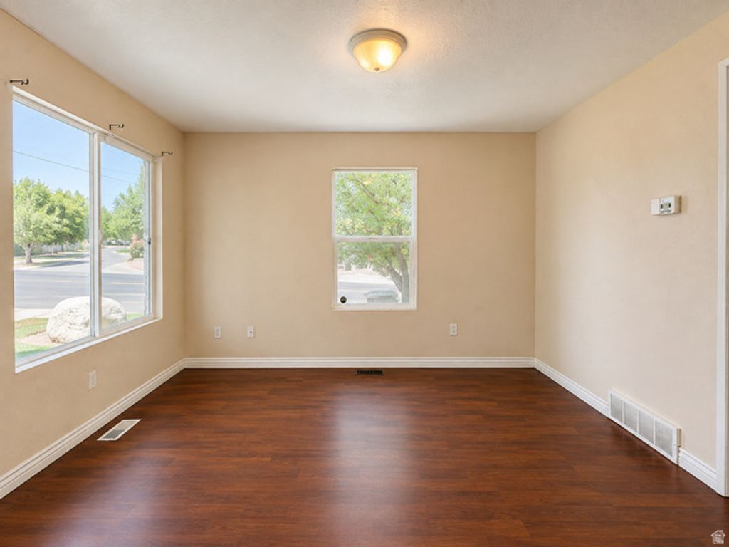 6693 S BALFOUR LN, Murray, UT 84123 — photo 3