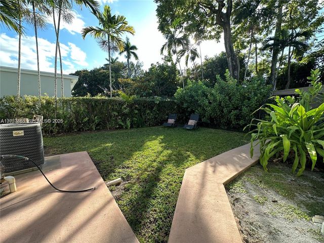 232 E De Leon Dr 232, Miami Springs, FL 33166