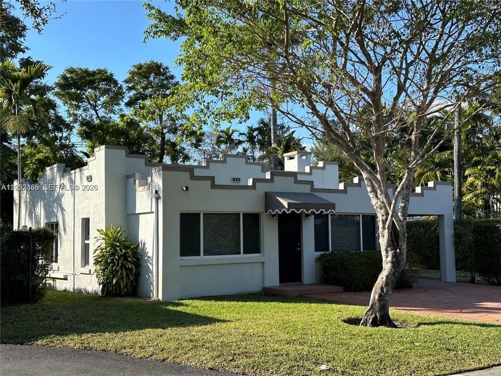 232 E De Leon Dr 232, Miami Springs, FL 33166