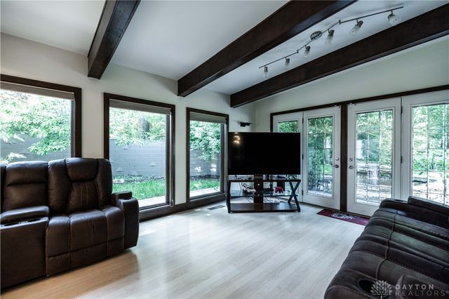 125 Hawthorne Road, Springfield, OH 45504