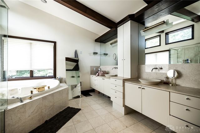 125 Hawthorne Road, Springfield, OH 45504