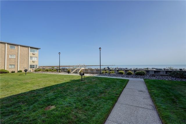 913 Westage At The Harbor, Irondequoit, NY 14617