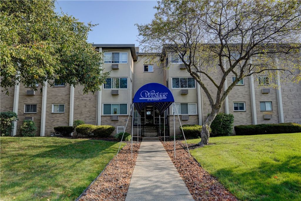 913 Westage At The Harbor, Irondequoit, NY 14617