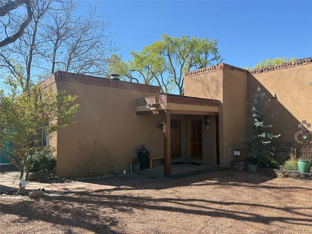 840 Palace 6, Santa Fe, NM 87501