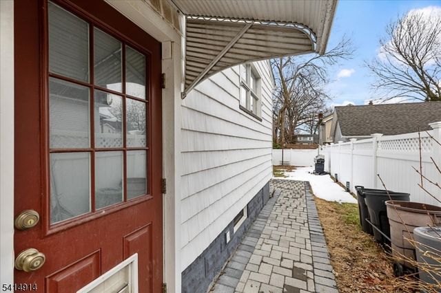 427 Willow Ave, Roselle Park Boro, NJ 07204