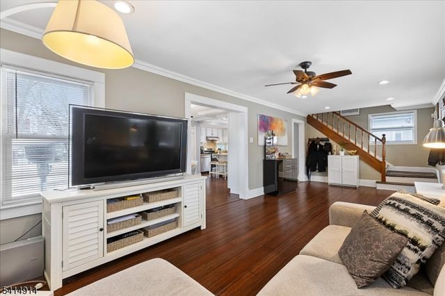 427 Willow Ave, Roselle Park Boro, NJ 07204