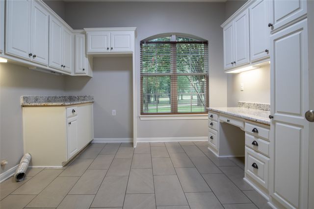 11336 County Road 4102, Lindale, TX 75771