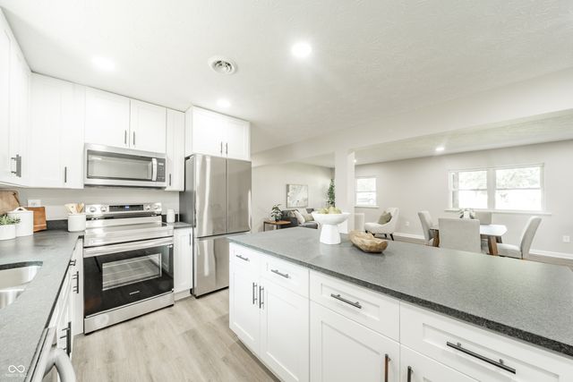 159 Garden Drive, Pendleton, IN 46064