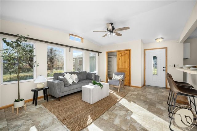 446 N Lakeview DRIVE, Billings, MT 59105