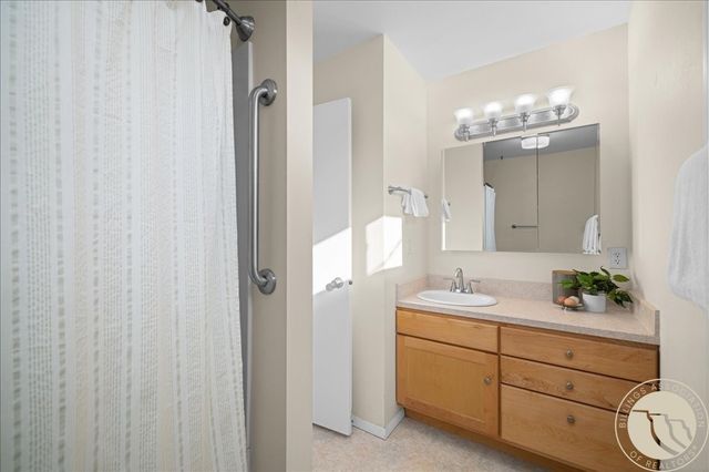 446 N Lakeview DRIVE, Billings, MT 59105