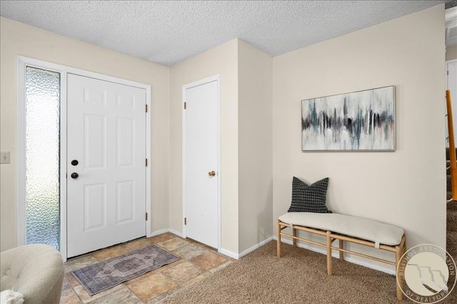 446 N Lakeview DRIVE, Billings, MT 59105