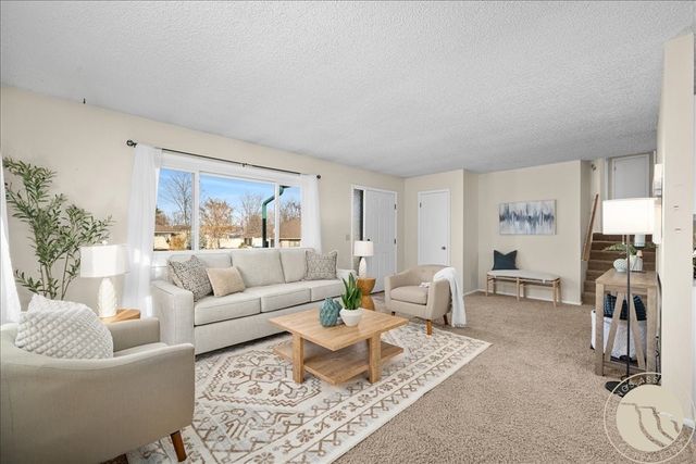 446 N Lakeview DRIVE, Billings, MT 59105