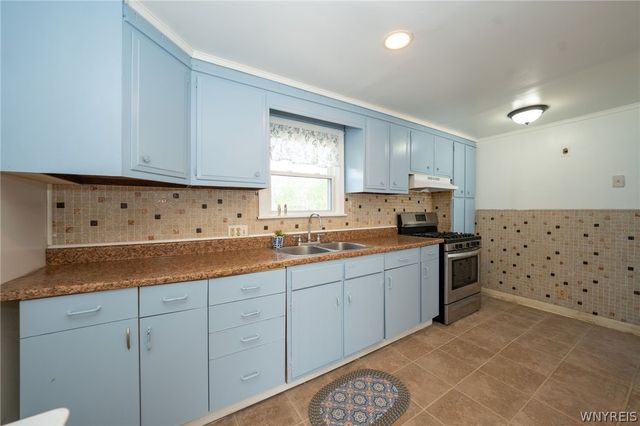 368 Grover Cleveland Highway, Amherst, NY 14226