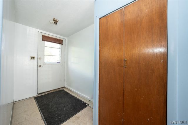 368 Grover Cleveland Highway, Amherst, NY 14226