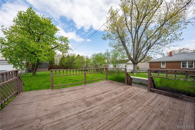 368 Grover Cleveland Highway, Amherst, NY 14226