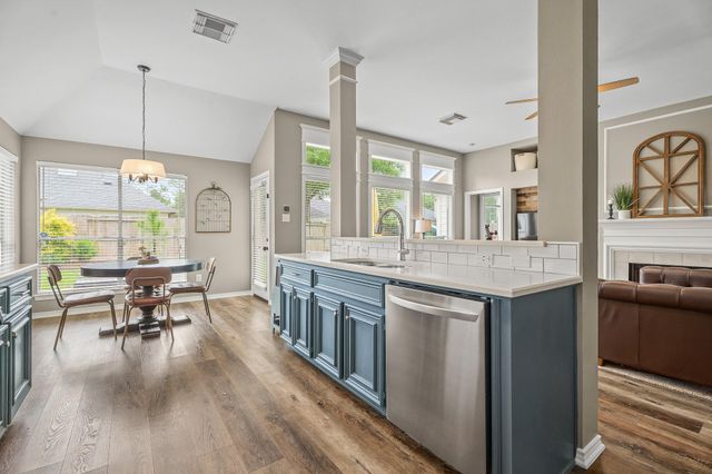 3535 Chesapeake Court, Pearland, TX 77584