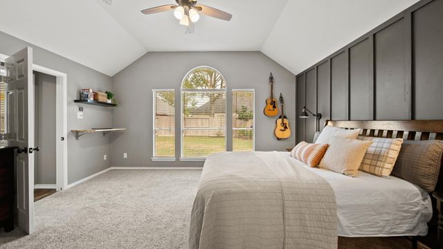 3535 Chesapeake Court, Pearland, TX 77584