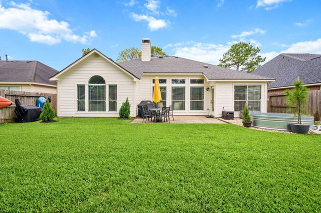 3535 Chesapeake Court, Pearland, TX 77584