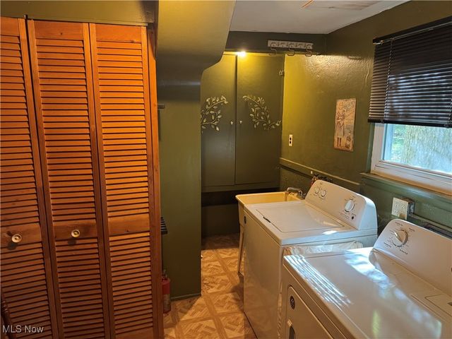 715 Crestview Drive, Boardman, OH 44512