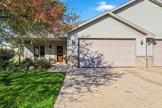 320 E EVERGREEN DRIVE, Kaukauna, WI 54130