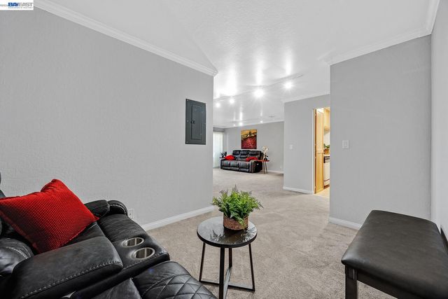 1087 Murrieta Blvd 242, Livermore, CA 94550