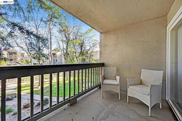 1087 Murrieta Blvd 242, Livermore, CA 94550