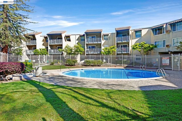 1087 Murrieta Blvd 242, Livermore, CA 94550