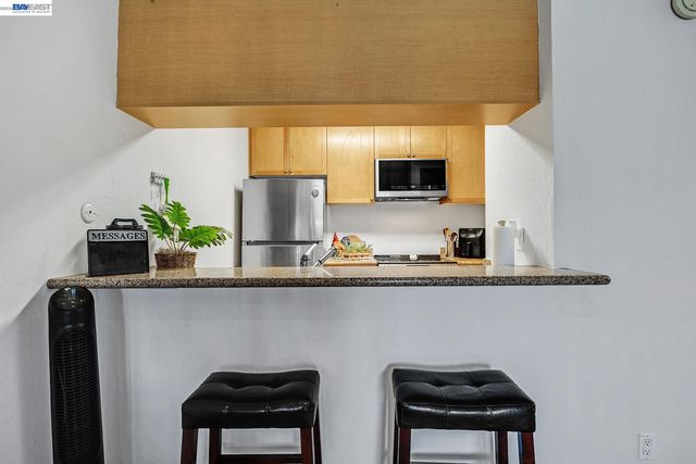 1087 Murrieta Blvd 242, Livermore, CA 94550