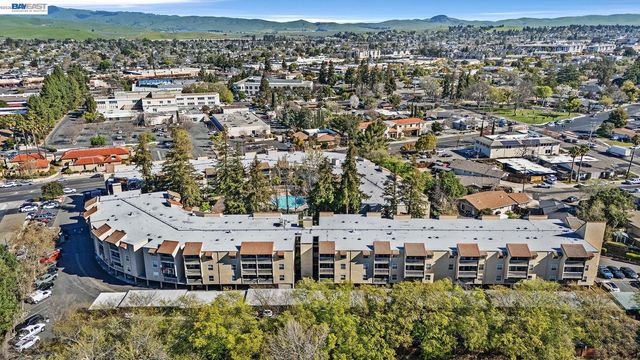 1087 Murrieta Blvd 242, Livermore, CA 94550