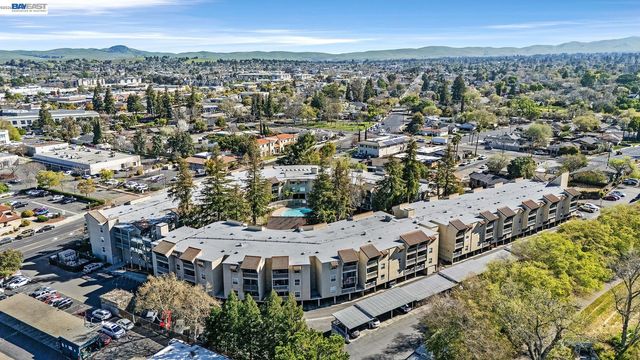 1087 Murrieta Blvd 242, Livermore, CA 94550