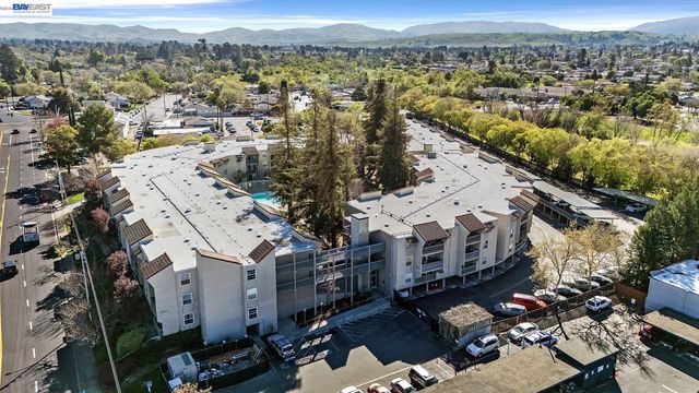 1087 Murrieta Blvd 242, Livermore, CA 94550