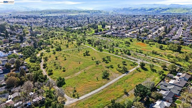 1087 Murrieta Blvd 242, Livermore, CA 94550