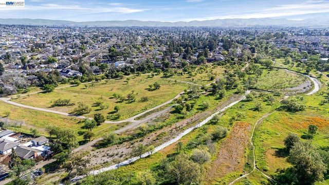 1087 Murrieta Blvd 242, Livermore, CA 94550