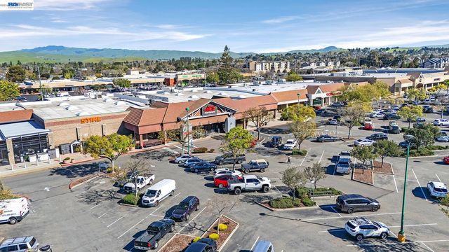 1087 Murrieta Blvd 242, Livermore, CA 94550