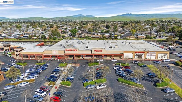 1087 Murrieta Blvd 242, Livermore, CA 94550