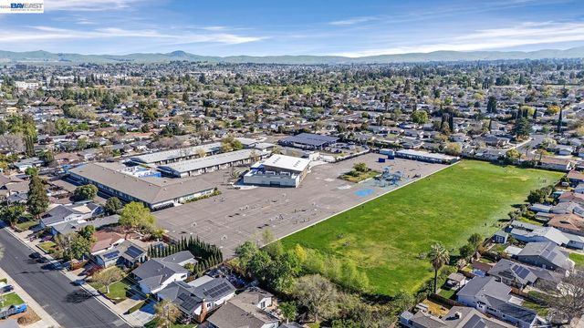 1087 Murrieta Blvd 242, Livermore, CA 94550