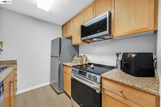 1087 Murrieta Blvd 242, Livermore, CA 94550