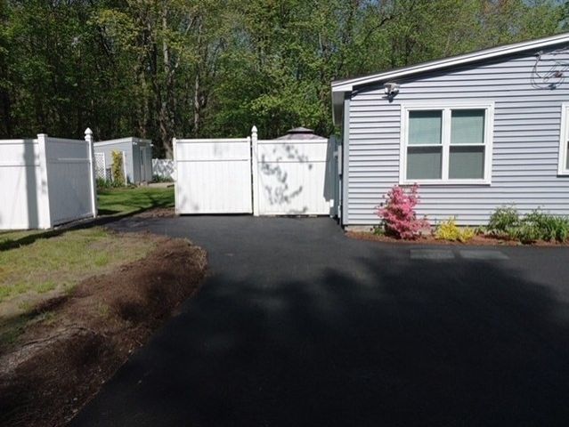 17 Vinton St, Leominster, MA 01453
