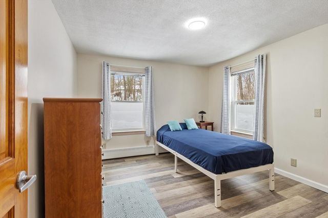 17 Vinton St, Leominster, MA 01453