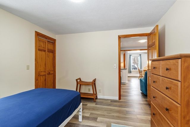 17 Vinton St, Leominster, MA 01453