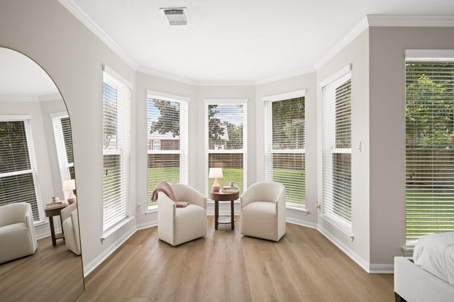 403 Trail Head Street, Friendswood, TX 77546