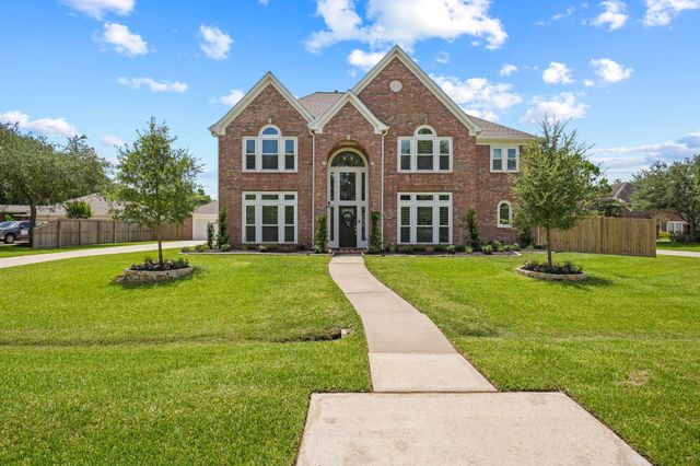 403 Trail Head Street, Friendswood, TX 77546